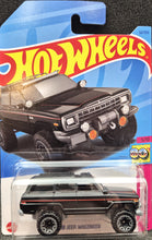 Load image into Gallery viewer, Hot Wheels 2023 1988 Jeep Wagoneer Matte Black #52 HW: The &#39;80s 5/10 New Long Card
