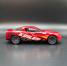Load image into Gallery viewer, Hot Wheels 2020 2010 Ford Mustang GT Red Car Meet Loose
