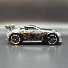 Load image into Gallery viewer, Hot Wheels 2021 Nissan 350Z Grey Fast and Furious 5 Pack Exclusive
