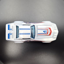 Load image into Gallery viewer, Hot Wheels 2021 &#39;69 COPO Corvette White Corvette 5 Pack loose
