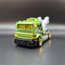 Load image into Gallery viewer, Hot Wheels 2022 Heavy Hitcher Green Demo Destruction 5 Pack Exclusive
