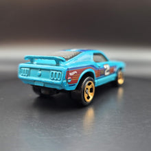 Load image into Gallery viewer, Hot Wheels 2023 &#39;70 Ford Mustang Mach 1 Teal HW Circle Track 5 Pack Exclusive
