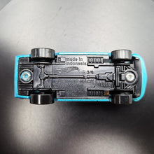 Load image into Gallery viewer, Hot Wheels 2023 &#39;70 Ford Mustang Mach 1 Teal HW Circle Track 5 Pack Exclusive
