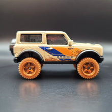 Load image into Gallery viewer, Hot Wheels 2023 &#39;21 Ford Bronco Tan HW Remote Adventures 5 Pack Exclusive
