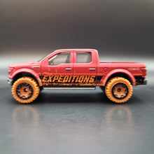 Load image into Gallery viewer, Hot Wheels 2023 &#39;15 Ford F-150 Matte Red HW Remote Adventures 5 Pack Exclusive
