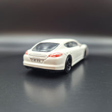 Load image into Gallery viewer, Matchbox 2022 Porsche Panamera Matte White Auto Bahn Express III 5 Pack Exclusive
