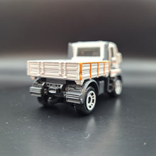 Load image into Gallery viewer, Matchbox 2022 Mercedes-Benz Unimog U300 White Auto Bahn Express III 5 Pack Exclusive
