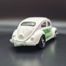 Load image into Gallery viewer, Matchbox 2023 &#39;62 Volkswagen Beetle White Autobahn Express IV 5 Pack Exclusive
