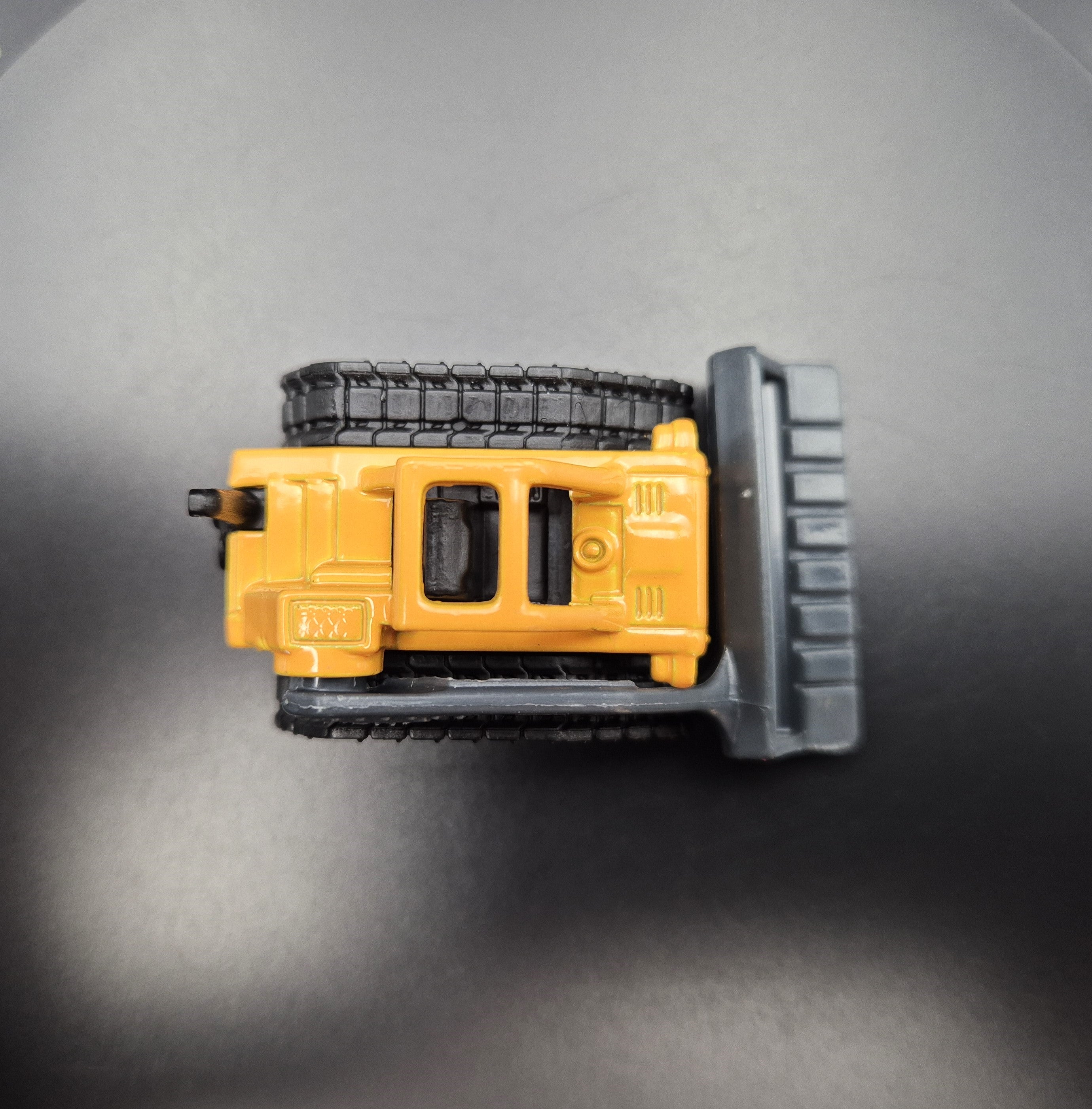 Matchbox Mini Dozer – Gelber Spielzeug-Bagger, Baureihe 17/20, Für Sammler & Kinder!