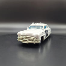 Load image into Gallery viewer, Matchbox 2020 &#39;51 Hudson Hornet White MBX Countryside 5 Pack Loose
