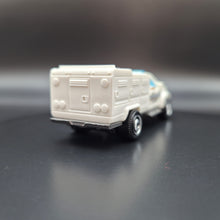 Load image into Gallery viewer, Hot Wheels 2022 &#39;10 Ford Animal Control Truck White MBX Service 5 Pack Exclusive
