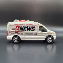 Load image into Gallery viewer, Hot Wheels 2022 &#39;14 Ford Transit News Van Light Grey MBX Service 5 Pack Exclusive
