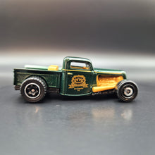 Load image into Gallery viewer, Matchbox 2022 &#39;35 Ford Pickup Dark Green Coffee Cruisers III 5 Pack Exclusive
