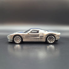 Load image into Gallery viewer, Matchbox 2021 2005 Ford GT Unpainted MBX Exotic 5 Pack Exclusive
