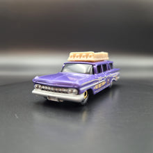 Load image into Gallery viewer, Matchbox 2021 &#39;59 Chevy Wagon Purple MBX Wagons 5 Pack Exclusive
