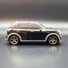 Load image into Gallery viewer, Matchbox 2023 2011 Mini Countryman Black MBX Wagons II 5 Pack Exclusive
