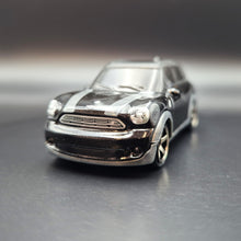 Load image into Gallery viewer, Matchbox 2023 2011 Mini Countryman Black MBX Wagons II 5 Pack Exclusive
