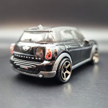 Load image into Gallery viewer, Matchbox 2023 2011 Mini Countryman Black MBX Wagons II 5 Pack Exclusive
