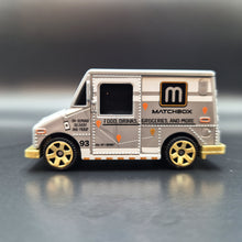 Load image into Gallery viewer, Matchbox 2022 MBX Service Truck Silver MBX City Drivers 5 Pack Exclusive
