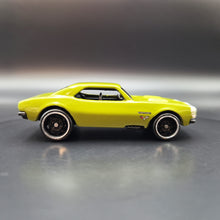 Load image into Gallery viewer, Hot Wheels 2022 &#39;67 Camaro Green Multipack Exclusive
