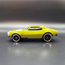 Load image into Gallery viewer, Hot Wheels 2022 &#39;67 Camaro Green Multipack Exclusive
