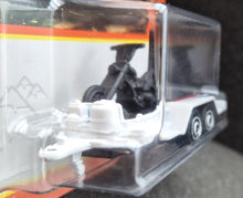 Load image into Gallery viewer, Matchbox 2023 MBX Cycle Trailer White #63 MBX Off-Road New Long Card
