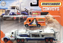 Load image into Gallery viewer, Matchbox 2020 Lonestar Cab &amp; Rocket Trailer &amp; Express Delivery Van White 8/8 New
