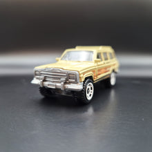 Load image into Gallery viewer, Matchbox 2021 Jeep Wagoneer Tan Off Road Rally 5 Pack Exclusive
