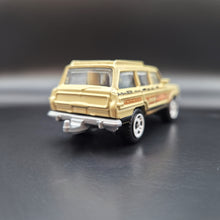 Load image into Gallery viewer, Matchbox 2021 Jeep Wagoneer Tan Off Road Rally 5 Pack Exclusive
