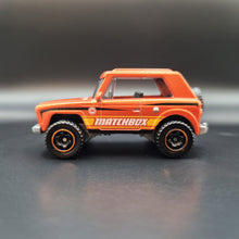 Load image into Gallery viewer, Matchbox 2021 MBX Field Car Pearl Orange #17 MBX Off Road
