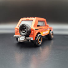 Load image into Gallery viewer, Matchbox 2021 MBX Field Car Pearl Orange #17 MBX Off Road
