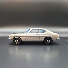 Load image into Gallery viewer, Matchbox 2021 1970 Ford Capri Silver #18 MBX Showroom
