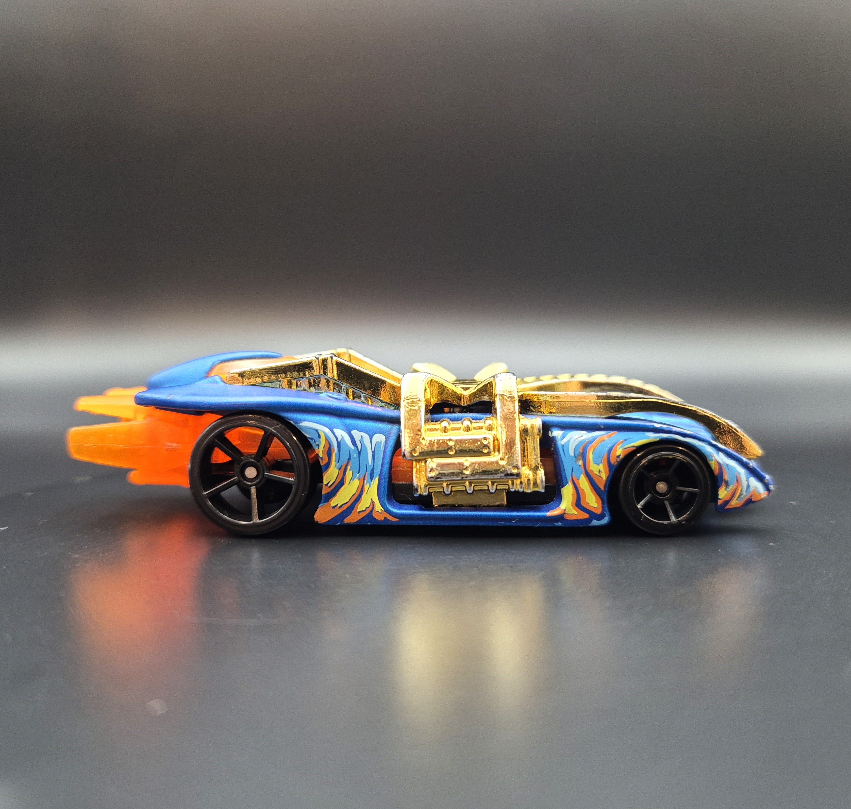 Hot Wheels 2013 Arachnorod Blue #53 HW Imagination Street Pests