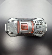 Load image into Gallery viewer, Hot Wheels 2009 RD-08 Dark Grey Snake Attack Track Car
