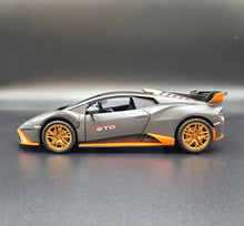 Load image into Gallery viewer, Explorafind 2022 Lamborghini Huracan STO Matte Grey 1:24 Die Cast Car
