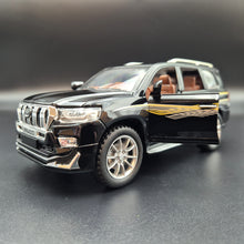 Load image into Gallery viewer, Explorafind 2020 Toyota Prado Black 1:24 Die Cast Car
