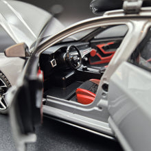 Load image into Gallery viewer, Explorafind 2022 Audi RS6 Avant Grey 1:24 Die Cast Car
