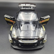 Load image into Gallery viewer, Explorafind 2020 Nissan GT-R Black 1:24 Die Cast Car

