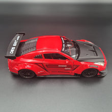 Load image into Gallery viewer, Explorafind 2020 Nissan GT-R Red 1:24 Die Cast Car
