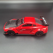 Load image into Gallery viewer, Explorafind 2020 Nissan GT-R Red 1:24 Die Cast Car
