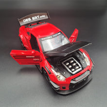 Load image into Gallery viewer, Explorafind 2020 Nissan GT-R Red 1:24 Die Cast Car
