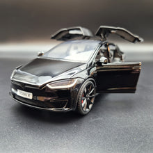 Load image into Gallery viewer, Explorafind 2020 Tesla Model X Black 1:24 Die Cast Car
