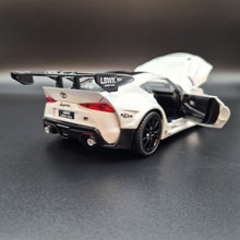 Load image into Gallery viewer, Explorafind 2023 Toyota Supra White 1:24 Die Cast Car
