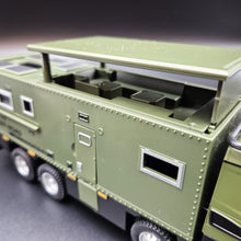 Load image into Gallery viewer, Explorafind 2021 Mercedes Nomadism Off Road RV Army Green 1:24 Die Cast Truck
