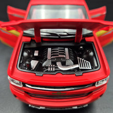 Load image into Gallery viewer, Explorafind 2022 Chevrolet Silverado 1500 Matte Red 1:32 Die Cast Pickup
