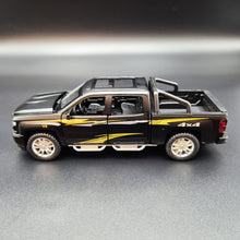 Load image into Gallery viewer, Explorafind 2022 Chevrolet Silverado 1500 Matte Black 1:32 Die Cast Pickup
