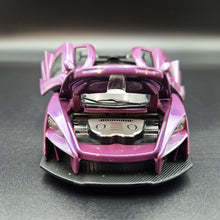 Load image into Gallery viewer, Explorafind 2019 McLaren Senna Purple 1:32 Die Cast Car
