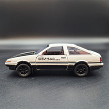 Load image into Gallery viewer, Explorafind 1986 Toyota Trueno AE86 &quot;Initial D&quot; White 1:32 Die Cast Car
