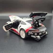 Load image into Gallery viewer, Explorafind 2019 Porsche 911 RSR White 1:32 Die Cast Car
