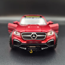 Load image into Gallery viewer, Explorafind 2019 Mercedes-Benz X-Class 6x6 Pickup Red 1:32 Die Cast Pickup
